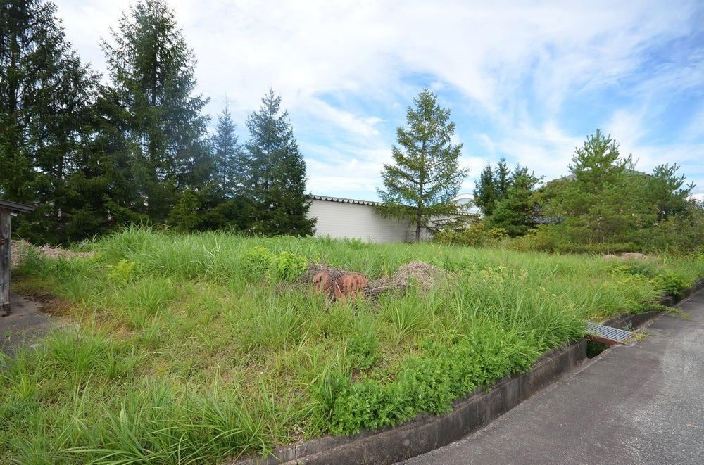 Serene Land Surrounded by Nature in Kyowa - Photo 1