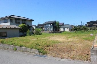 plot of land in Tainai