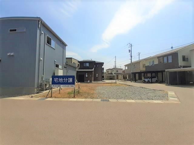 139 m² land in Kanazawa, Ishikawa - Photo 1