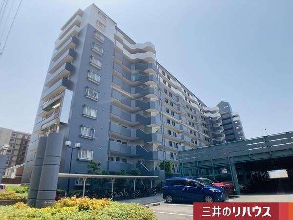 4LDK apartment in Minami Ward, Nagoya, Aichi - Photo 1