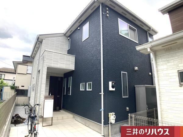 Spacious 3LDK House with Terrace in Narahara - Photo 1