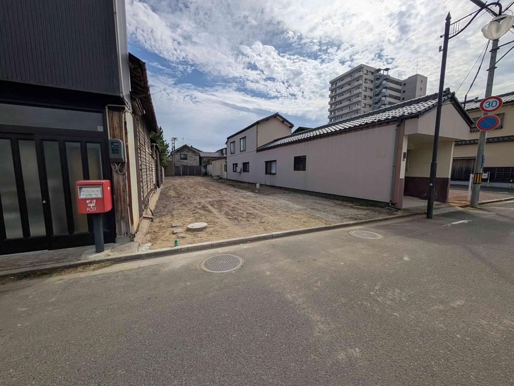 Commercially Viable Land in Central Sakata - Photo 1