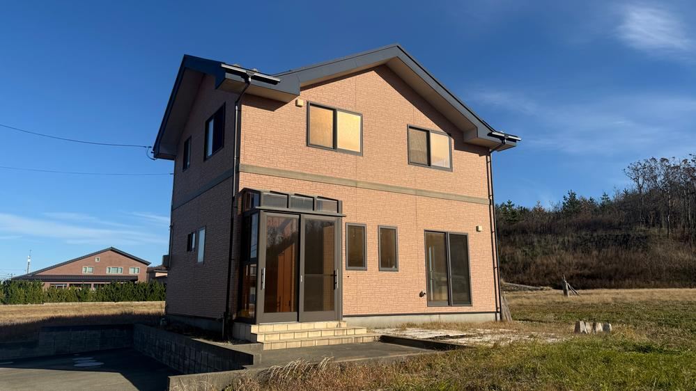 Affordable 3LDK Home Near Shimo-Hama Station - Photo 1