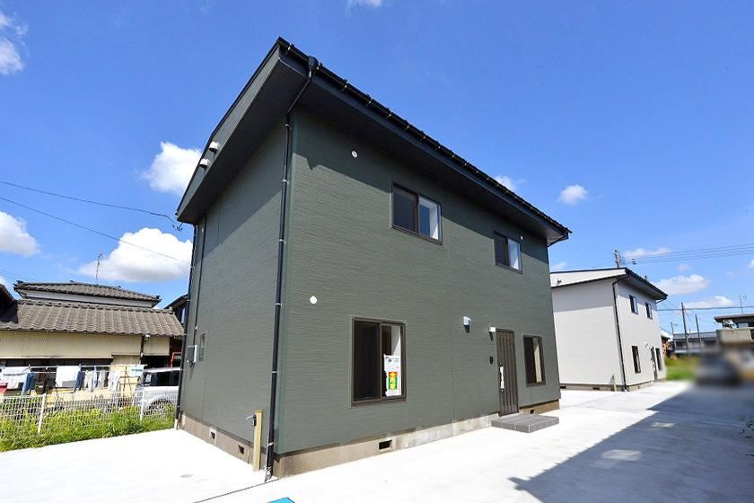 Fully Renovated 5LDK House in Mizudacho - Photo 1