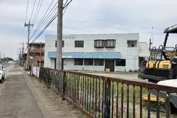 Dual-Purpose 3LDK+S House in Shimotsuke - Photo 1