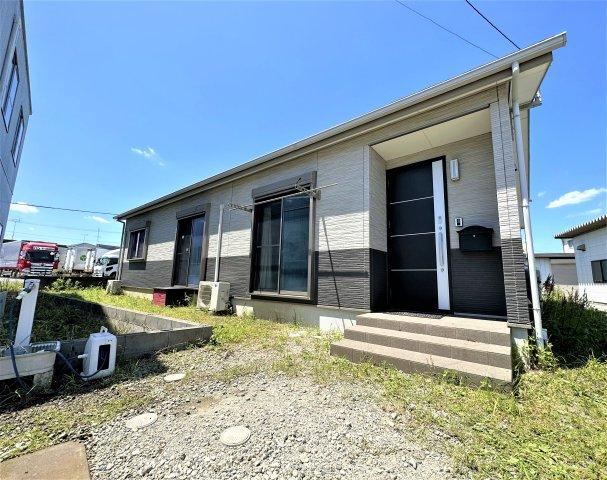 Spacious 1LDK House with Great Access to Misato Chuo Station - Photo 1