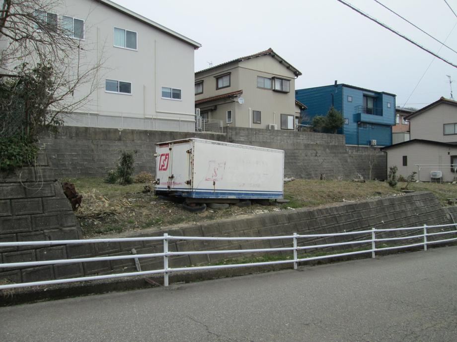 210 m² land in Kanazawa, Ishikawa - Photo 1