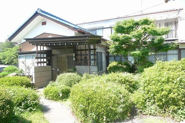 Spacious 8DK House in Moka Town - Photo 1