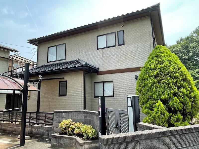 Spacious 3LDK Detached House with Ample Parking - Photo 1