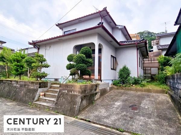 5LDK house in Kure, Hiroshima - Photo 1
