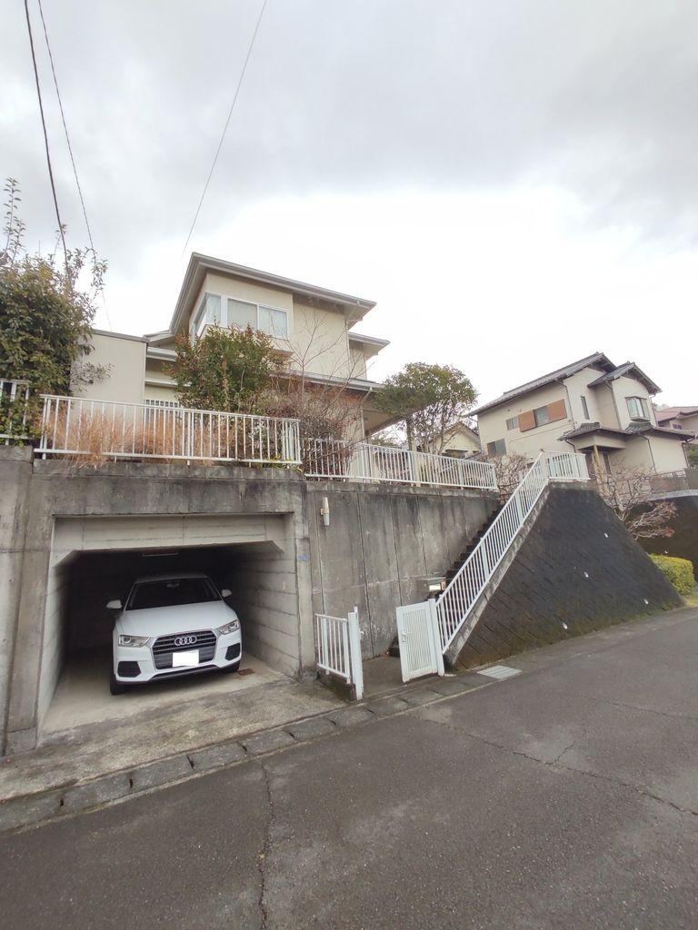 Scenic 4LDK House with Spacious Living in Mishima - Photo 1