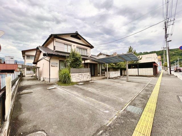 5LDK+S house in Kofu, Yamanashi - Photo 1