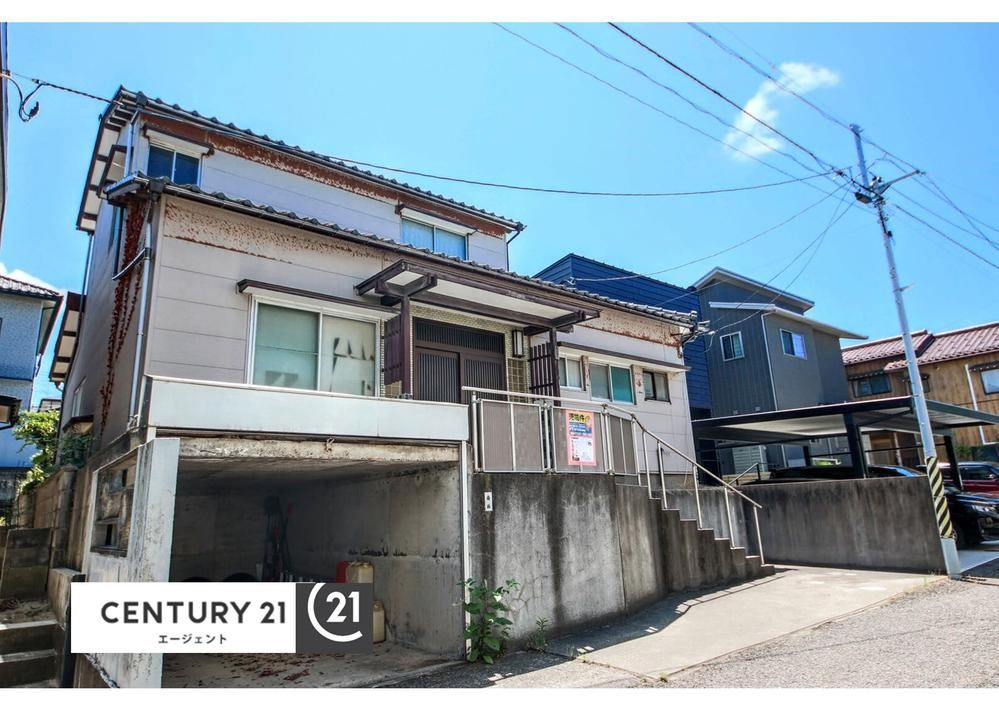 Spacious 6DK House with Garage in Niigata - Photo 1