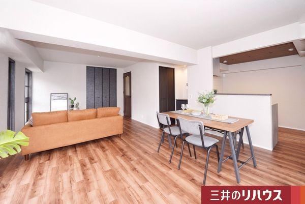2LDK apartment in Naka Ward, Nagoya, Aichi - Photo 1