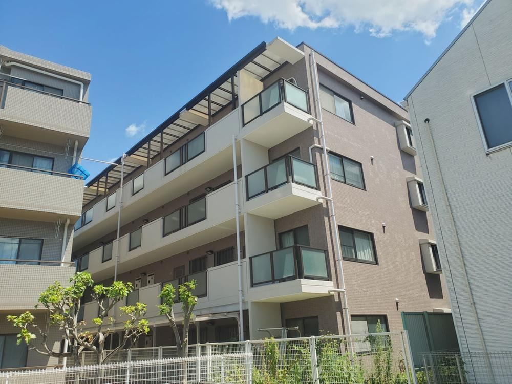 Bright 2LDK Apartment with Excellent Sunlight - Photo 1