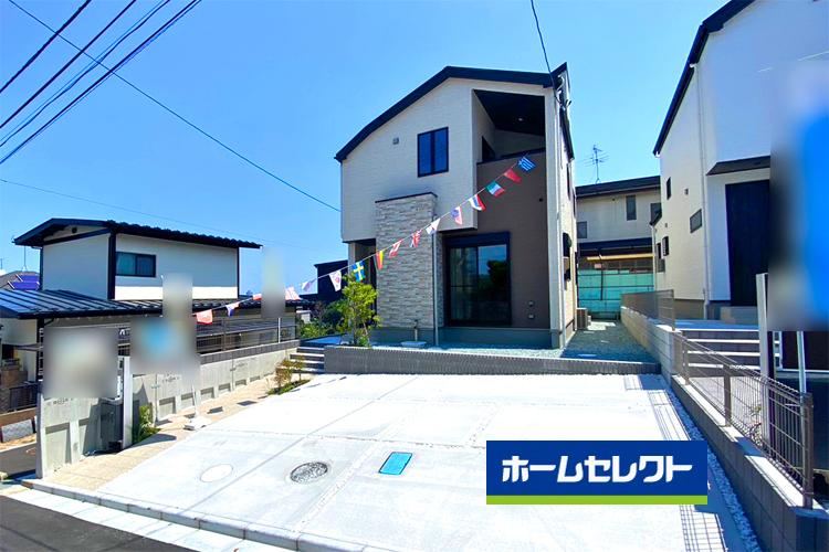 Modern 4LDK Home with Sky Balcony - Photo 1