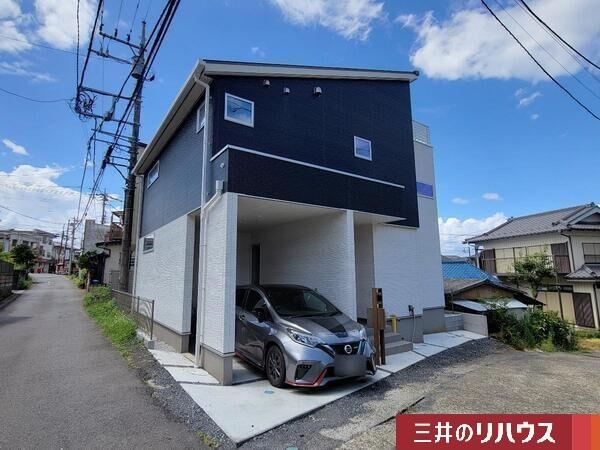 Modern 3LDK House in Sayama City - Photo 1