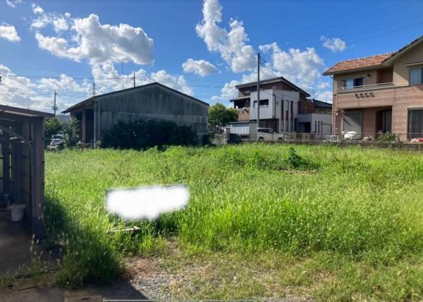 Large Land in Arai Town - Photo 1