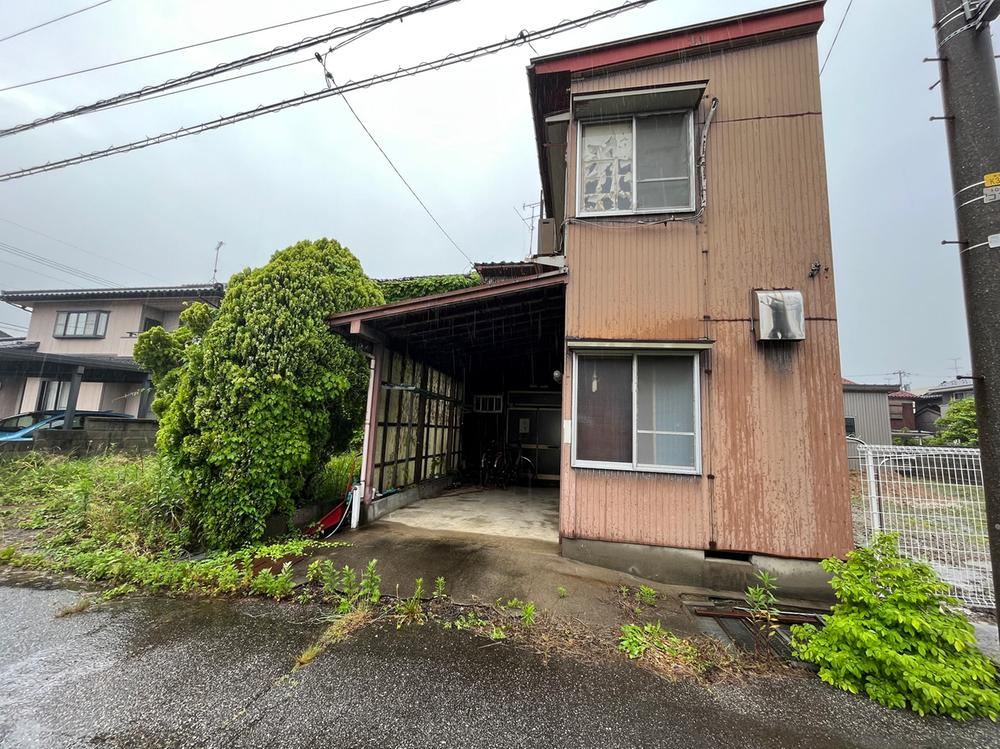5K House Near Main Road in Nomura - Photo 1