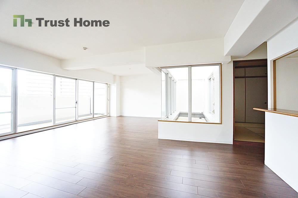 4LDK apartment in Suma Ward, Kobe, Hyogo - Photo 1