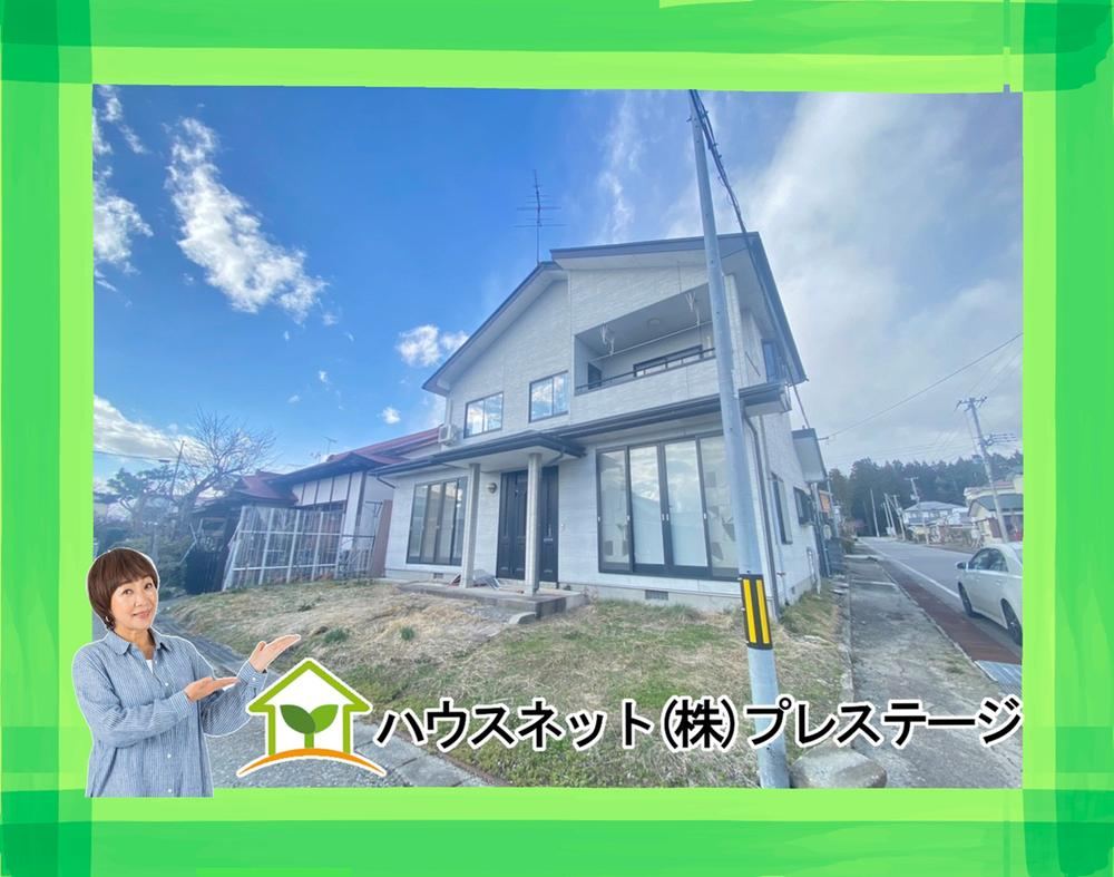 Spacious 6DK House on a Corner Lot in Kitakata - Photo 1