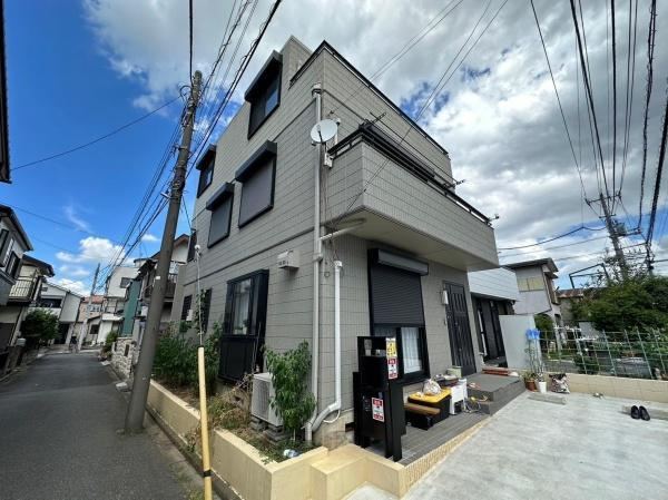 Renovated 4LDK Corner Lot Home in Koshigaya - Photo 1