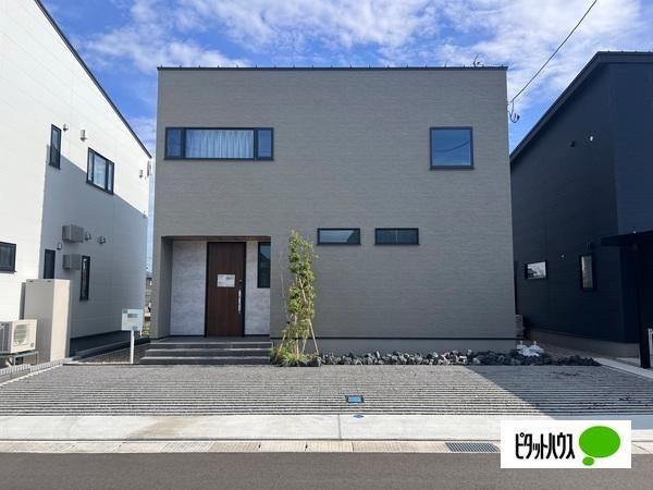 New 3LDK House with Solar Power in Niigata - Photo 1
