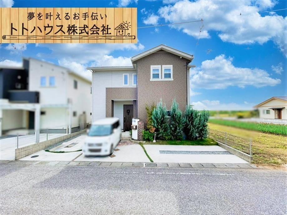 4LDK house in Oizumi, Ora District, Gunma - Photo 1