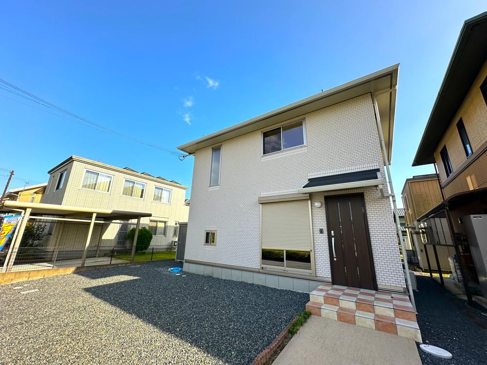 Convenient 3LDK+S House with Solar Panels in Ayabe City - Photo 1