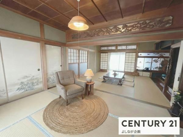 Spacious 10DK House in Onga Town - Photo 1