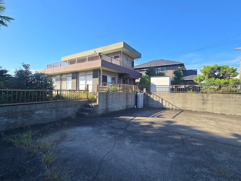 5LDK house in Tsushima, Aichi - Photo 1