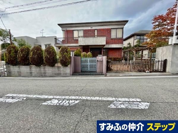 Unique 6LDK House in Yamato East - Photo 1