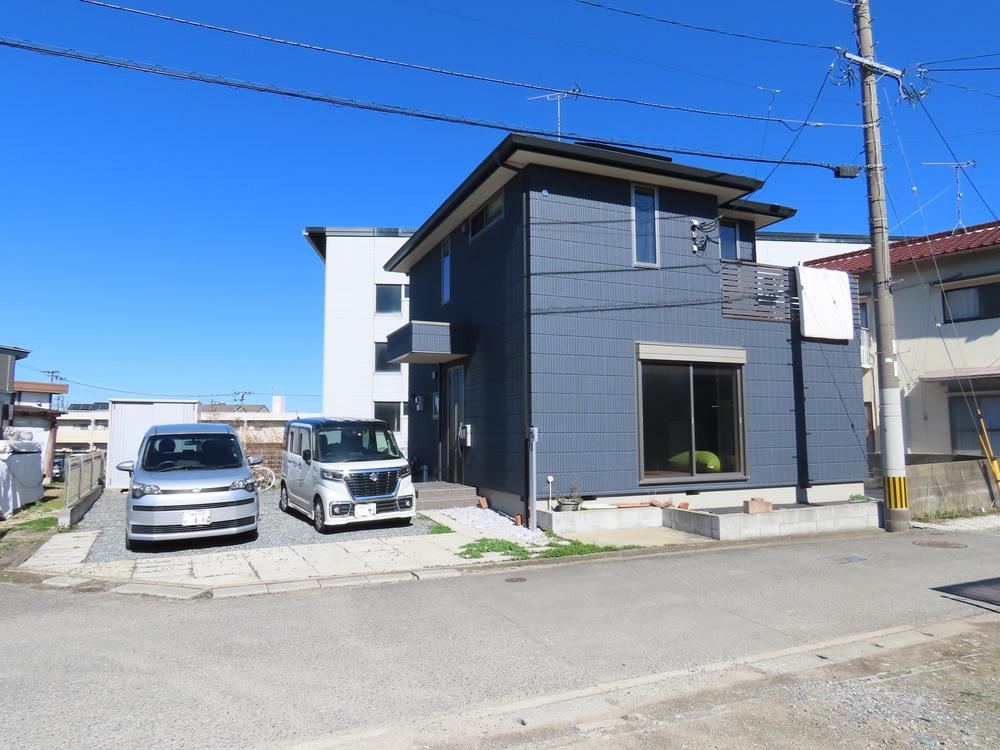 Eco-Friendly 3LDK+3S House in Umi Town - Photo 1