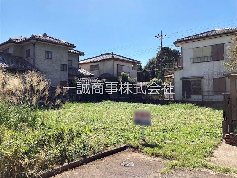 Shaped Land in Quiet Residential Area - Photo 1