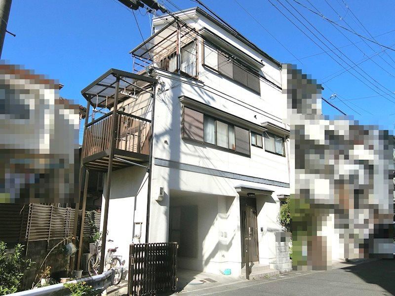 Spacious 4LDK House with Waterway View in Nishikyo, Kyoto - Photo 1