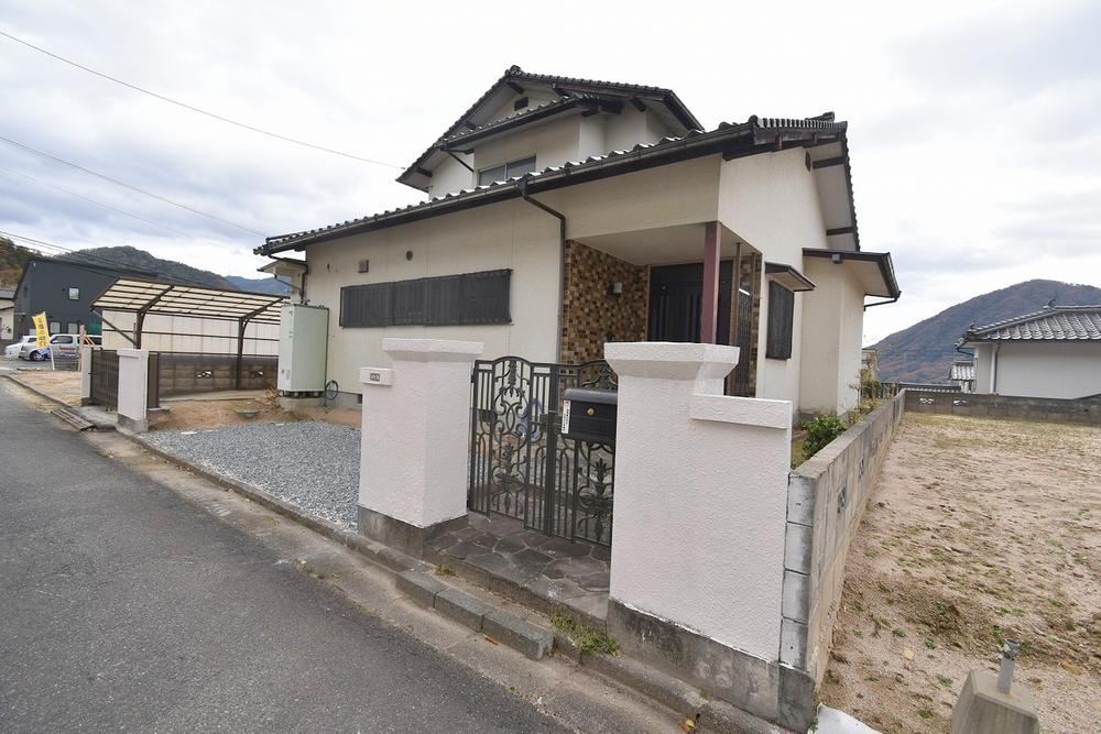 5DK+S house in Asakita Ward, Hiroshima - Photo 1