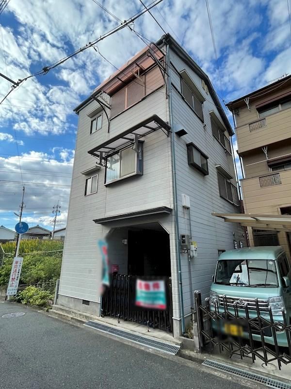 Sunny 3LDK House in Higashinara - Photo 1
