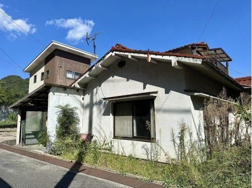 5DK house in Mihara, Hiroshima - Photo 1