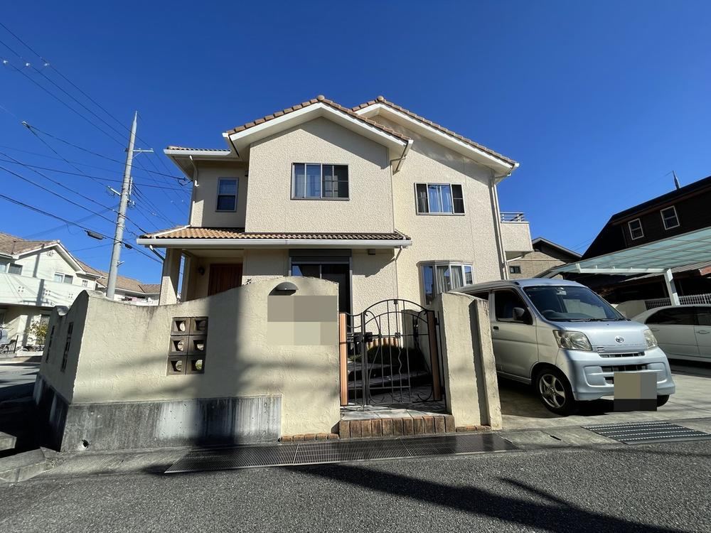 Spacious 4LDK+S House in Kamitsudai, Kobe - Photo 1