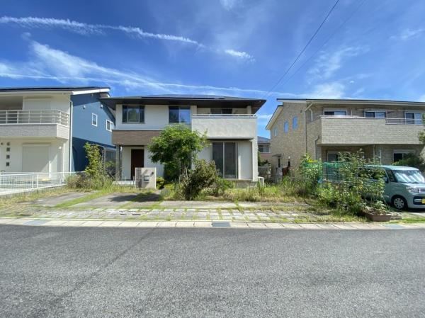 Modern 4LDK Home with Underfloor Heating - Photo 1