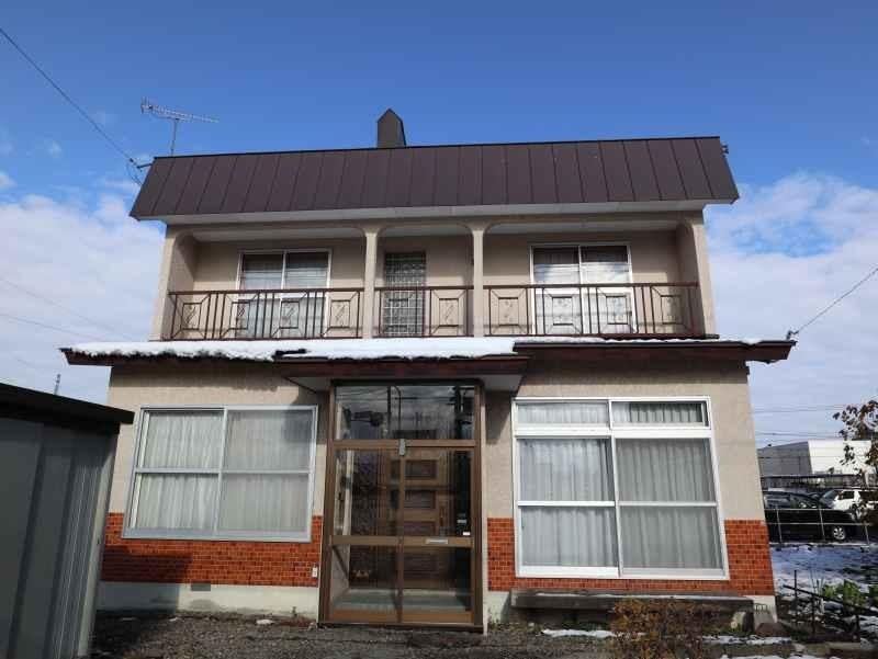 4LDK Home Near Asahikawa Shijo Station - Photo 1