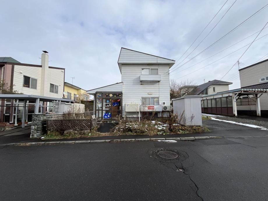 198 m² land in Atsubetsu Ward, Sapporo, Hokkaido - Photo 1