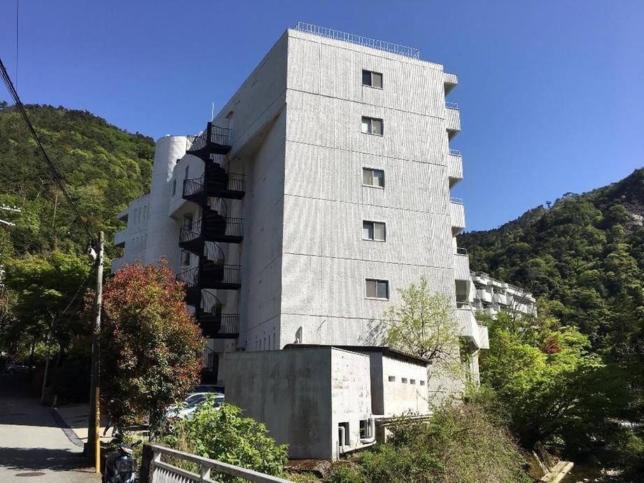 2LDK+S apartment in Kita Ward, Kobe, Hyogo - Photo 1