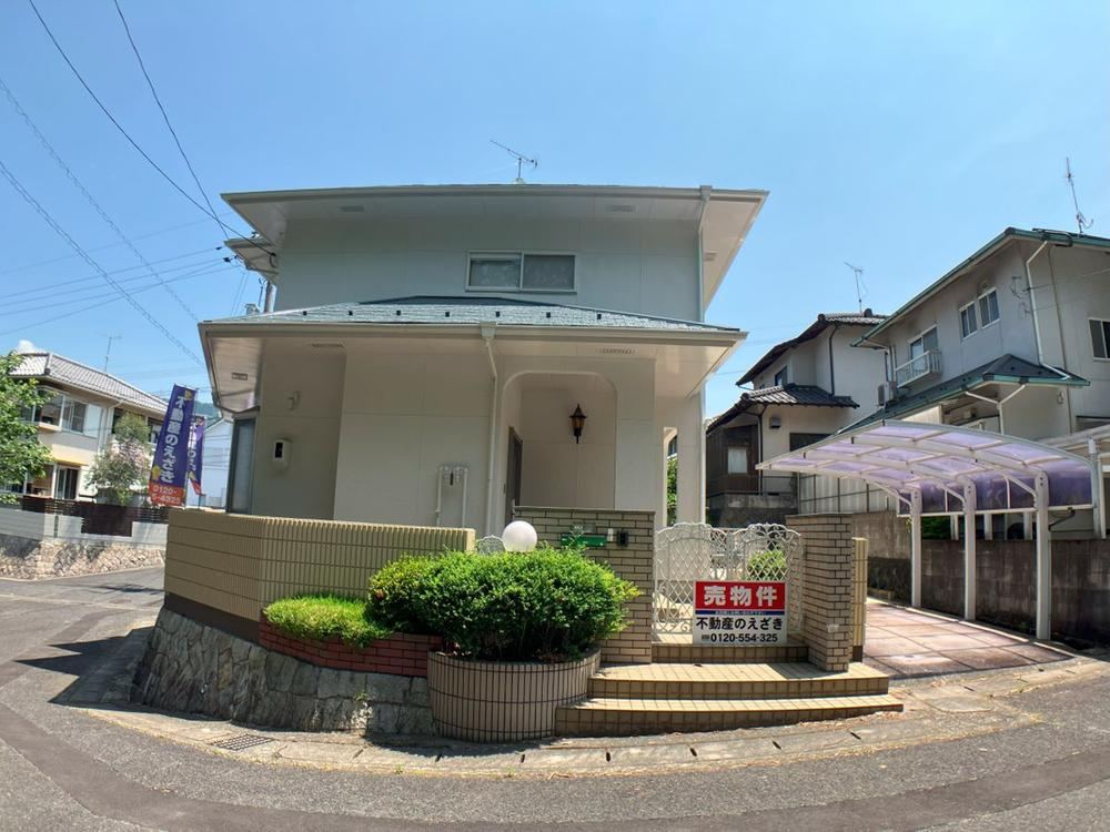 4LDK house in Asakita Ward, Hiroshima - Photo 1
