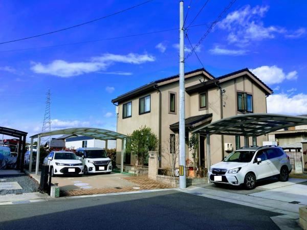 Eco-Friendly 4LDK Home with Solar Power in Kurashiki - Photo 1