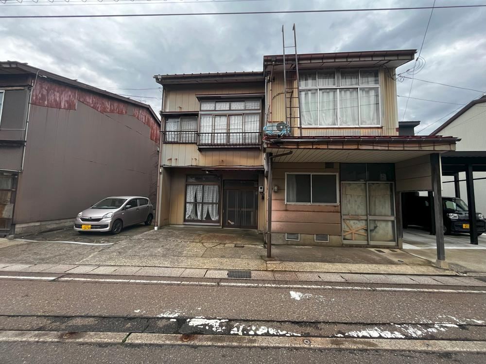 Two Townhouse Properties for Sale - Photo 1