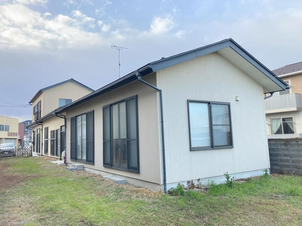 Renovated 4LDK House Near Watari Station - Photo 1