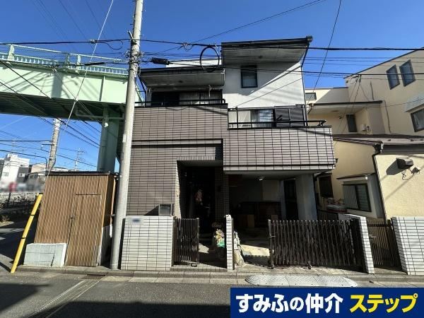 4LDK Corner House Near Kitakasaka Station - Photo 1