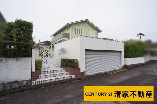 Custom-Built 6LDK House in Kasugai - Photo 1