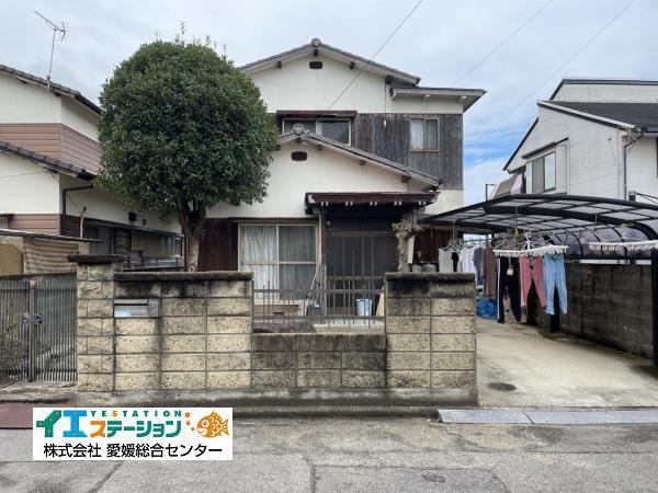 Charming 3DK Home in Kokubun, Imabari - Photo 1